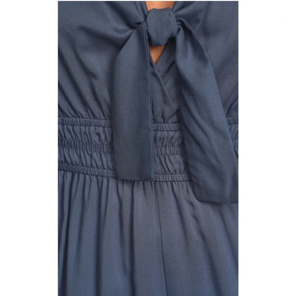 NWT Lulus Here To Love Denim Blue Tie-Front Jumpsuit Size L - Picture 5 of 14
